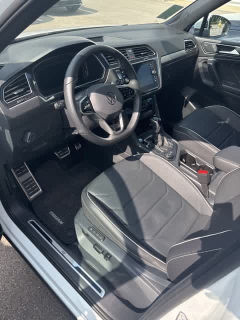 Thumbnail: 2024 Volkswagen Tiguan - 12