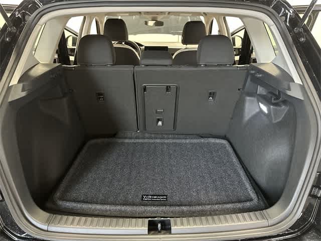 Thumbnail: 2025 Volkswagen Taos - 22