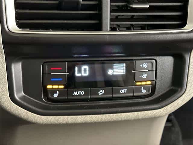 Thumbnail: 2026 Volkswagen Atlas - 20