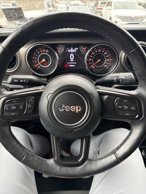 Thumbnail: 2022 Jeep Gladiator - 13