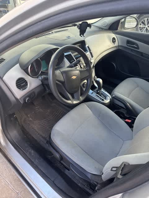 Thumbnail: 2011 Chevrolet Cruze - 11