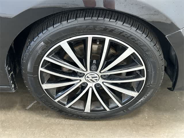 Thumbnail: 2015 Volkswagen Jetta - 5