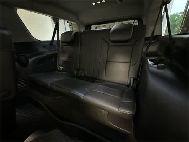 Thumbnail: 2017 Chevrolet Suburban - 38