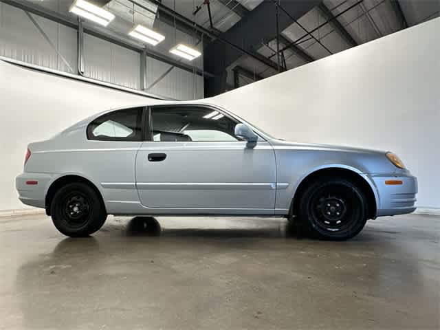 2003 Hyundai Accent  3
