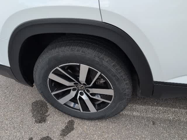 Thumbnail: 2022 Volkswagen Atlas - 9