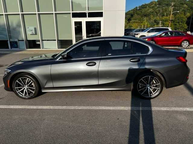 Used 2022 BMW 3 Series 330i with VIN WBA5R7C05NFL69275 for sale in Moon Township, PA