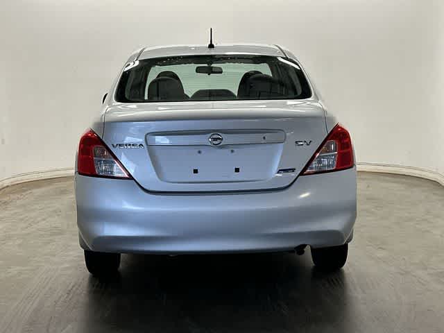 Thumbnail: 2012 Nissan Versa - 4