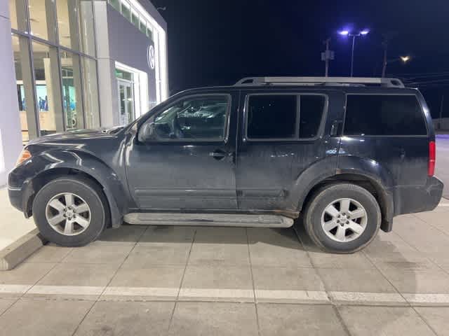 Used 2011 Nissan Pathfinder SV with VIN 5N1AR1NB3BC622681 for sale in Carnot-Moon, PA