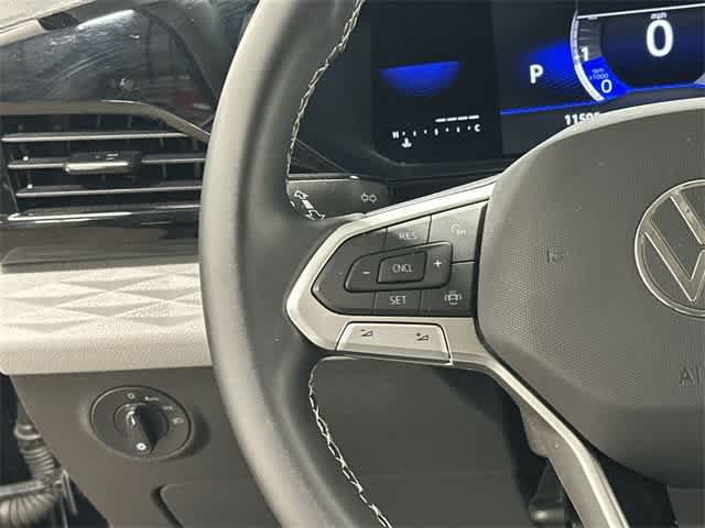 Thumbnail: 2023 Volkswagen Taos - 9