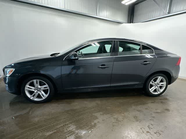 Used 2015 Volvo S60 T5 Premier with VIN YV1612TKXF1342052 for sale in Carnot-Moon, PA