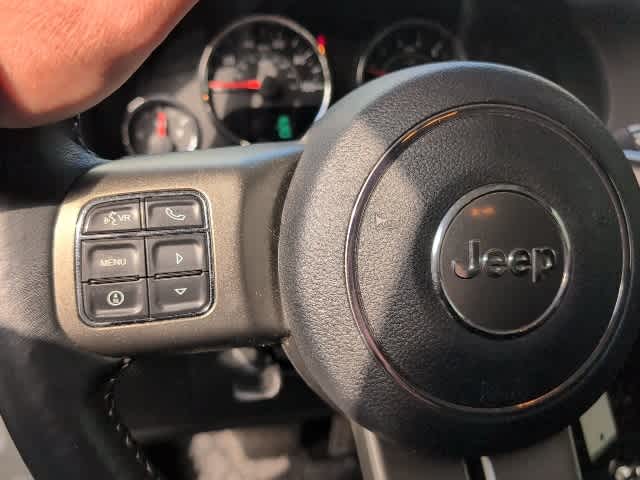 Thumbnail: 2018 Jeep Wrangler - 16