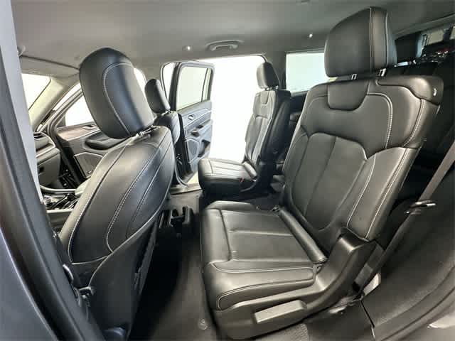 Thumbnail: 2022 Jeep Grand Cherokee - 20