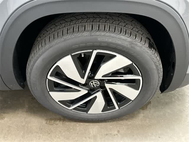 2025 Volkswagen Atlas SE 5