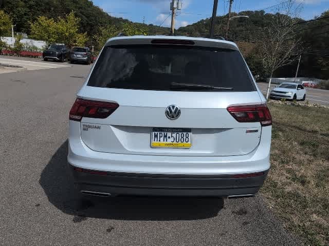 Thumbnail: 2019 Volkswagen Tiguan - 4