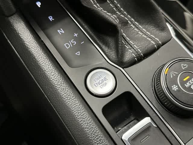 Thumbnail: 2022 Volkswagen Atlas - 10