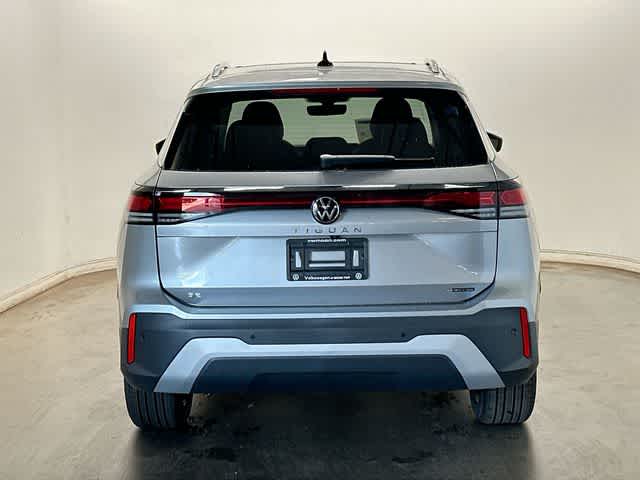 Thumbnail: 2026 Volkswagen Tiguan - 4
