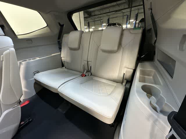 Thumbnail: 2026 Volkswagen Atlas - 21