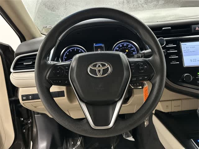 Thumbnail: 2018 Toyota Camry - 7