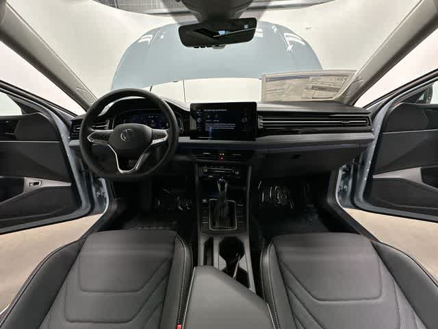 Thumbnail: 2026 Volkswagen Jetta - 22