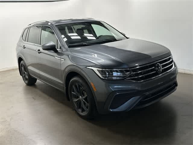 Thumbnail: 2024 Volkswagen Tiguan - 30