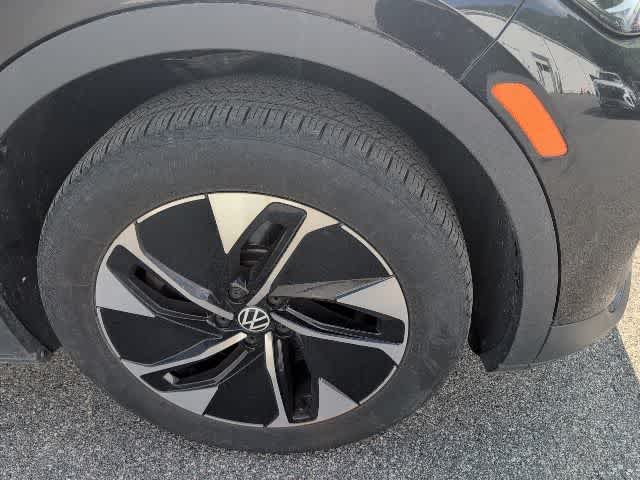 Thumbnail: 2022 Volkswagen ID.4 - 9