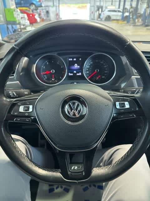 Thumbnail: 2021 Volkswagen Tiguan - 12