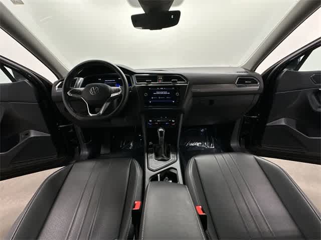 Thumbnail: 2022 Volkswagen Tiguan - 20