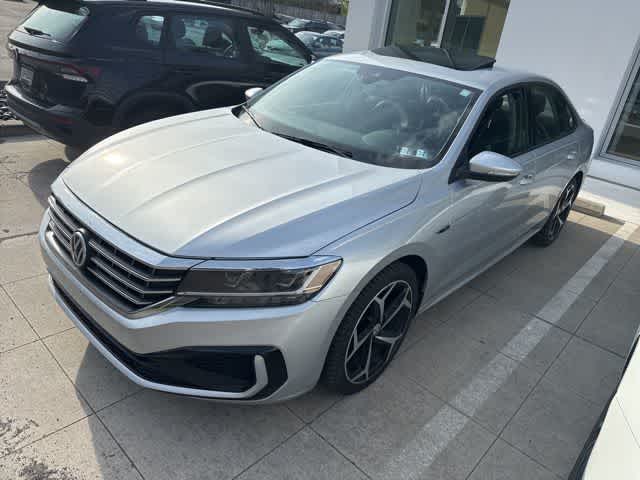 Thumbnail: 2020 Volkswagen Passat - 1