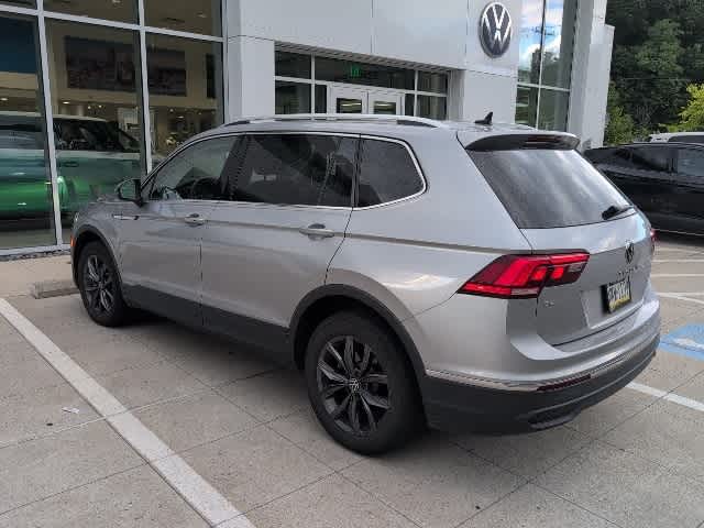 Thumbnail: 2022 Volkswagen Tiguan - 2