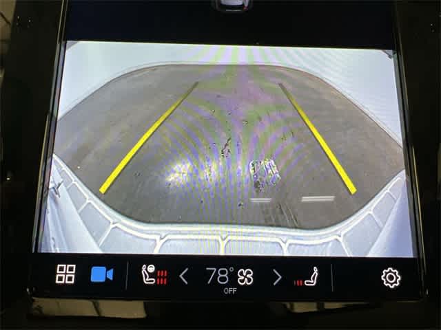 Thumbnail: 2023 Volvo XC60 - 14