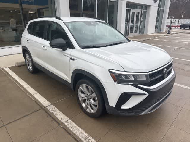 Thumbnail: 2023 Volkswagen Taos - 3