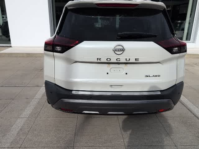 2022 Nissan Rogue SL photo 4