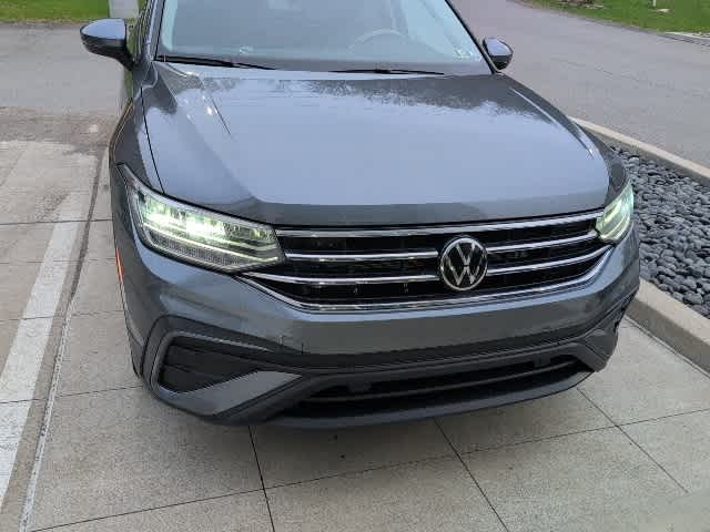 Thumbnail: 2022 Volkswagen Tiguan - 6