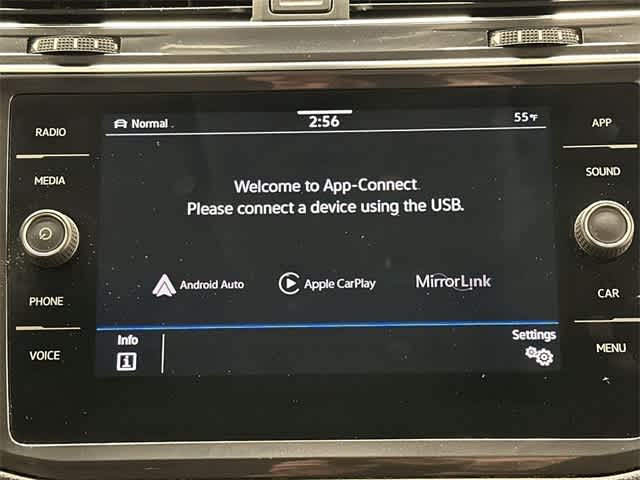 Thumbnail: 2022 Volkswagen Tiguan - 13