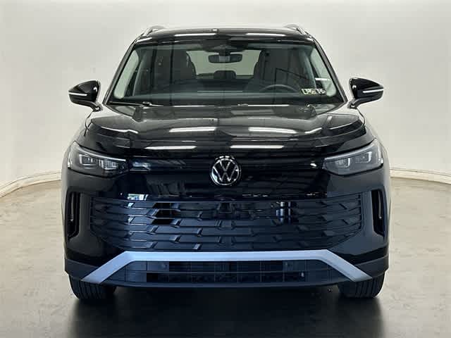 Thumbnail: 2025 Volkswagen Tiguan - 25