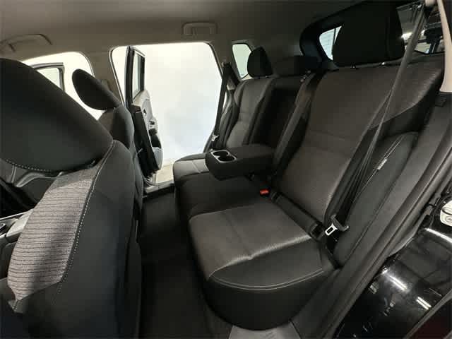 2021 Nissan Rogue SV 18