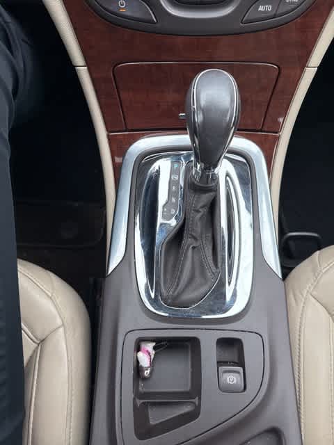 Thumbnail: 2017 Buick Regal - 19