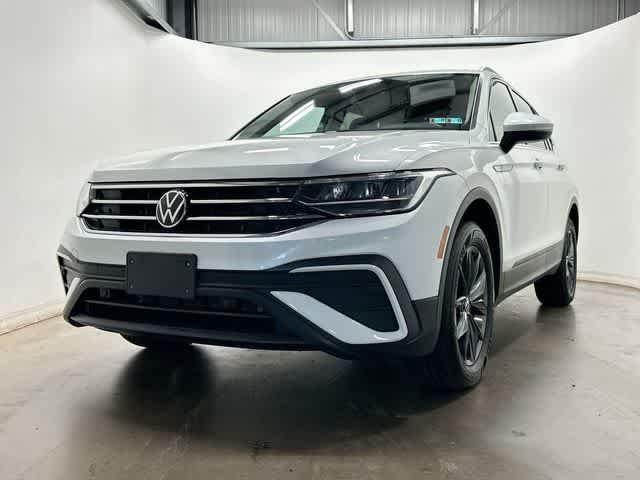 Thumbnail: 2023 Volkswagen Tiguan - 28