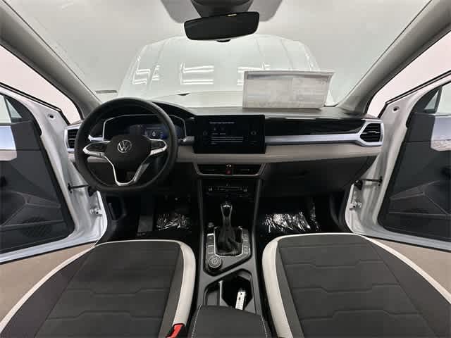 Thumbnail: 2025 Volkswagen Taos - 19