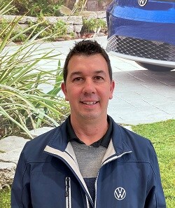 Staff member Francis Tusa from ID_3894f3883328