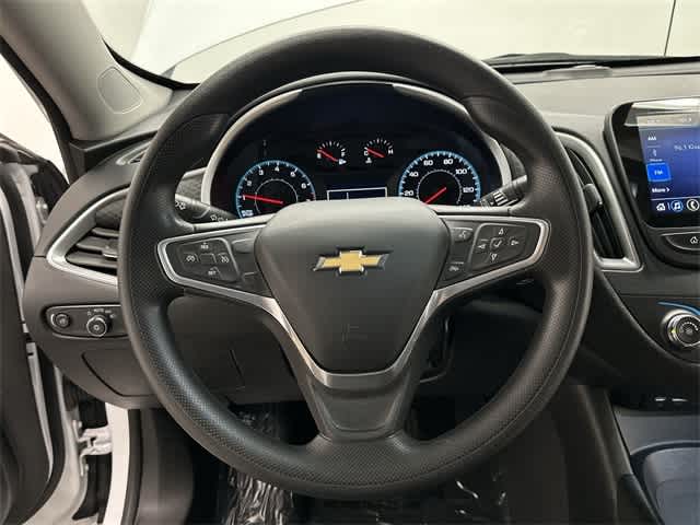 Thumbnail: 2022 Chevrolet Malibu - 7