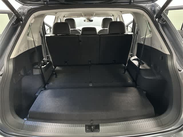 Thumbnail: 2024 Volkswagen Tiguan - 26