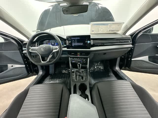 2027 Volkswagen Jetta S - Photo 15