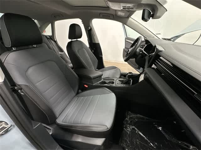 Thumbnail: 2026 Volkswagen Jetta - 22