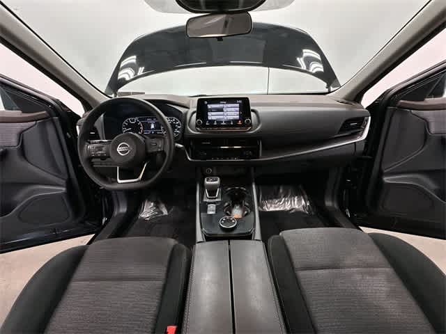 2021 Nissan Rogue SV 19