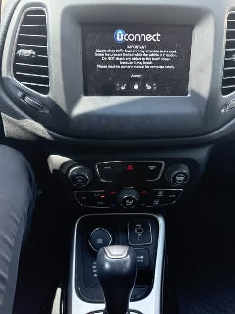 Thumbnail: 2019 Jeep Compass - 18