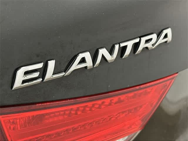 Thumbnail: 2012 Hyundai Elantra - 22