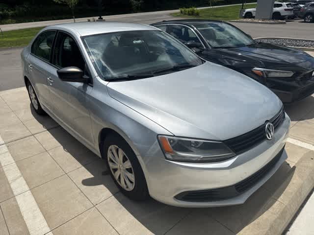 Thumbnail: 2014 Volkswagen Jetta - 3