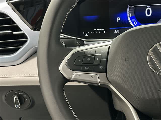 Thumbnail: 2025 Volkswagen Taos - 8