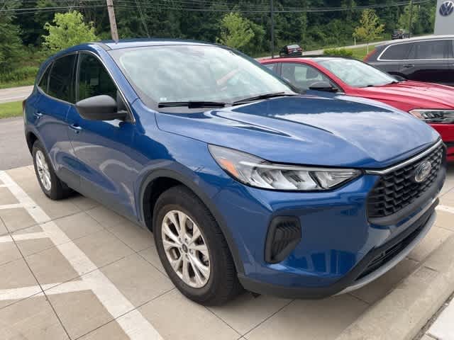 Thumbnail: 2023 Ford Escape - 6